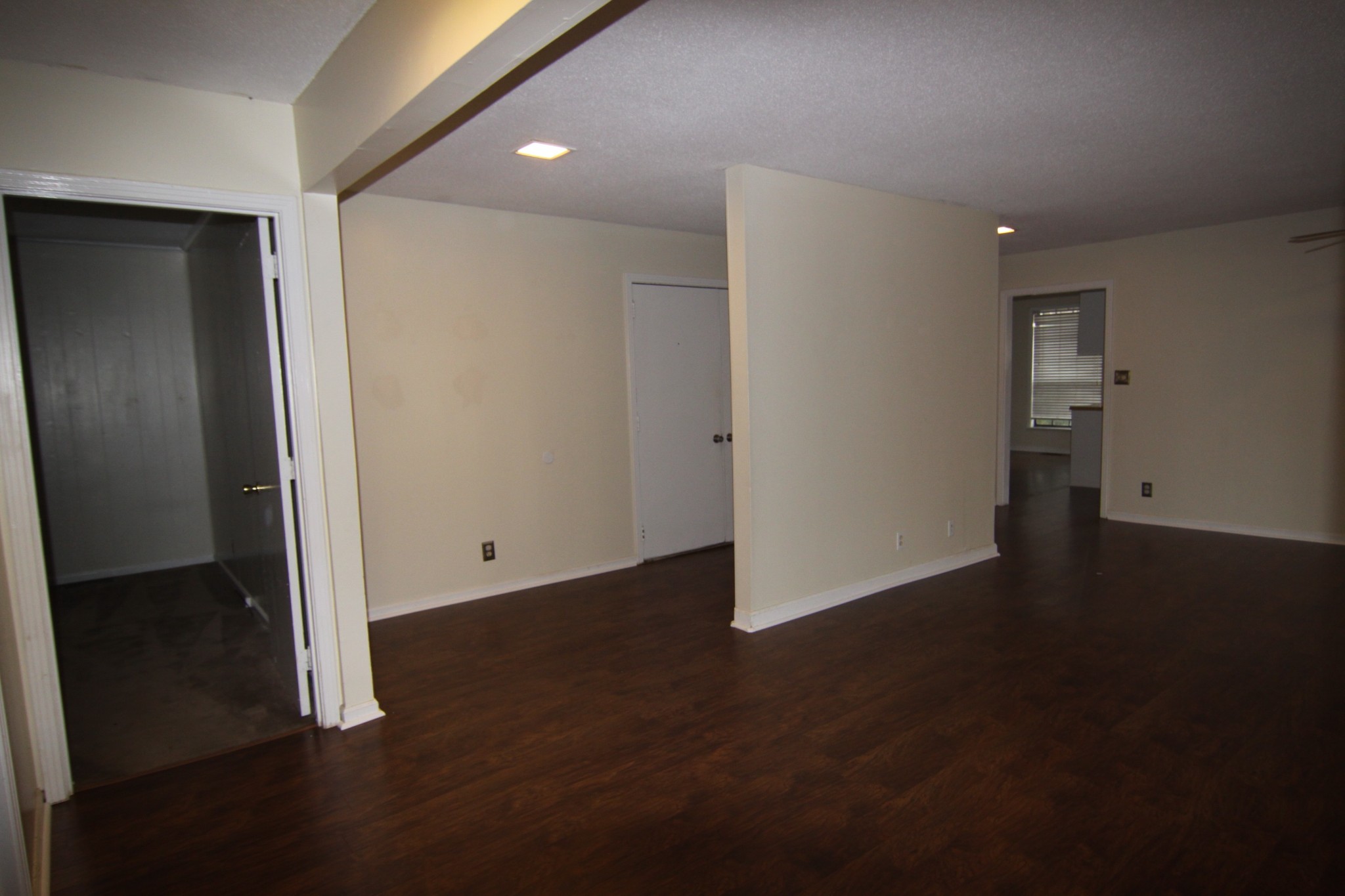 337 Rossview Road Clarksville, TN 37043 - Photo 22 of 22 an empty room with wooden floor