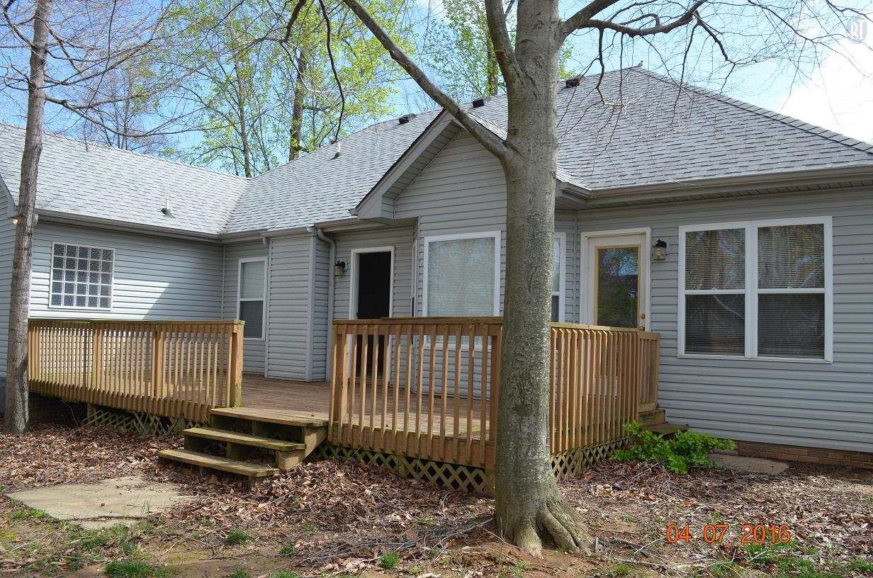 1646 Windriver Road Clarksville, TN 37042 - Photo 2 of 13 Gallery Image 2