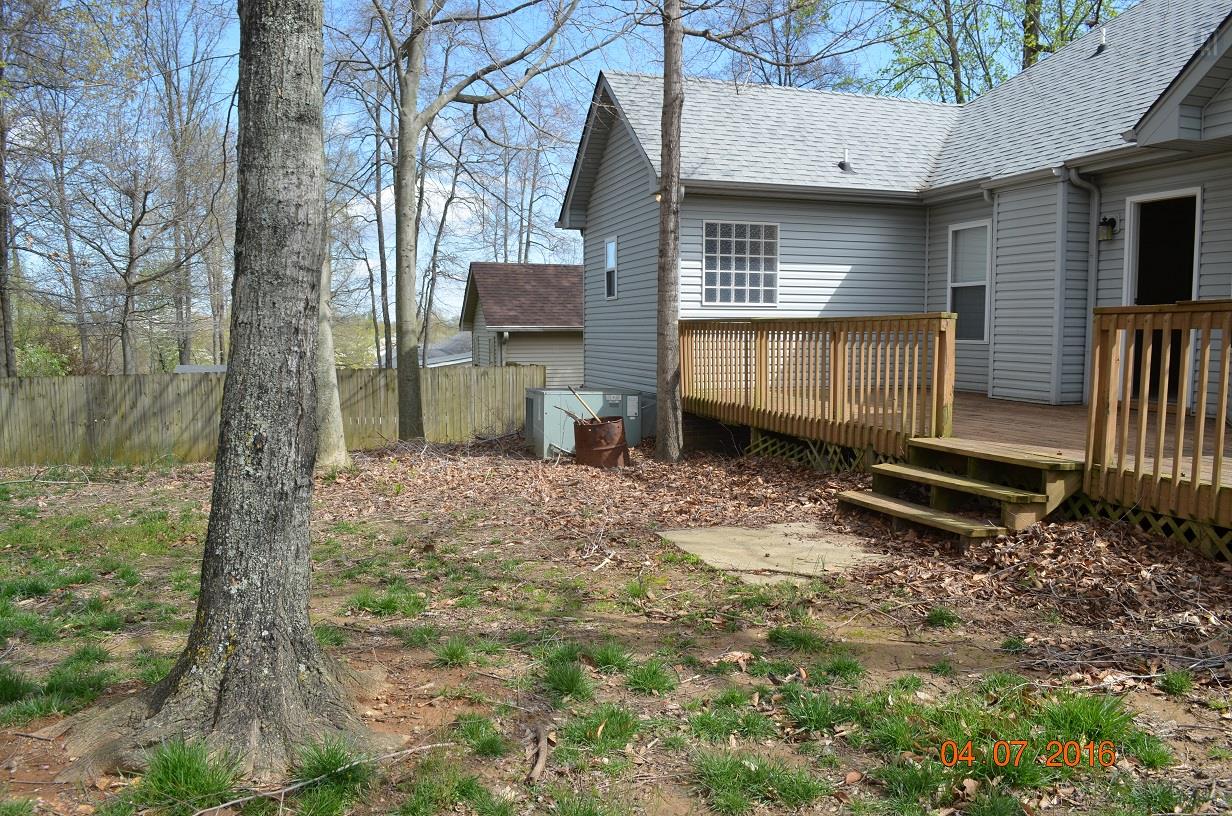 1646 Windriver Road Clarksville, TN 37042 - Photo 7 of 13 Gallery Image 7