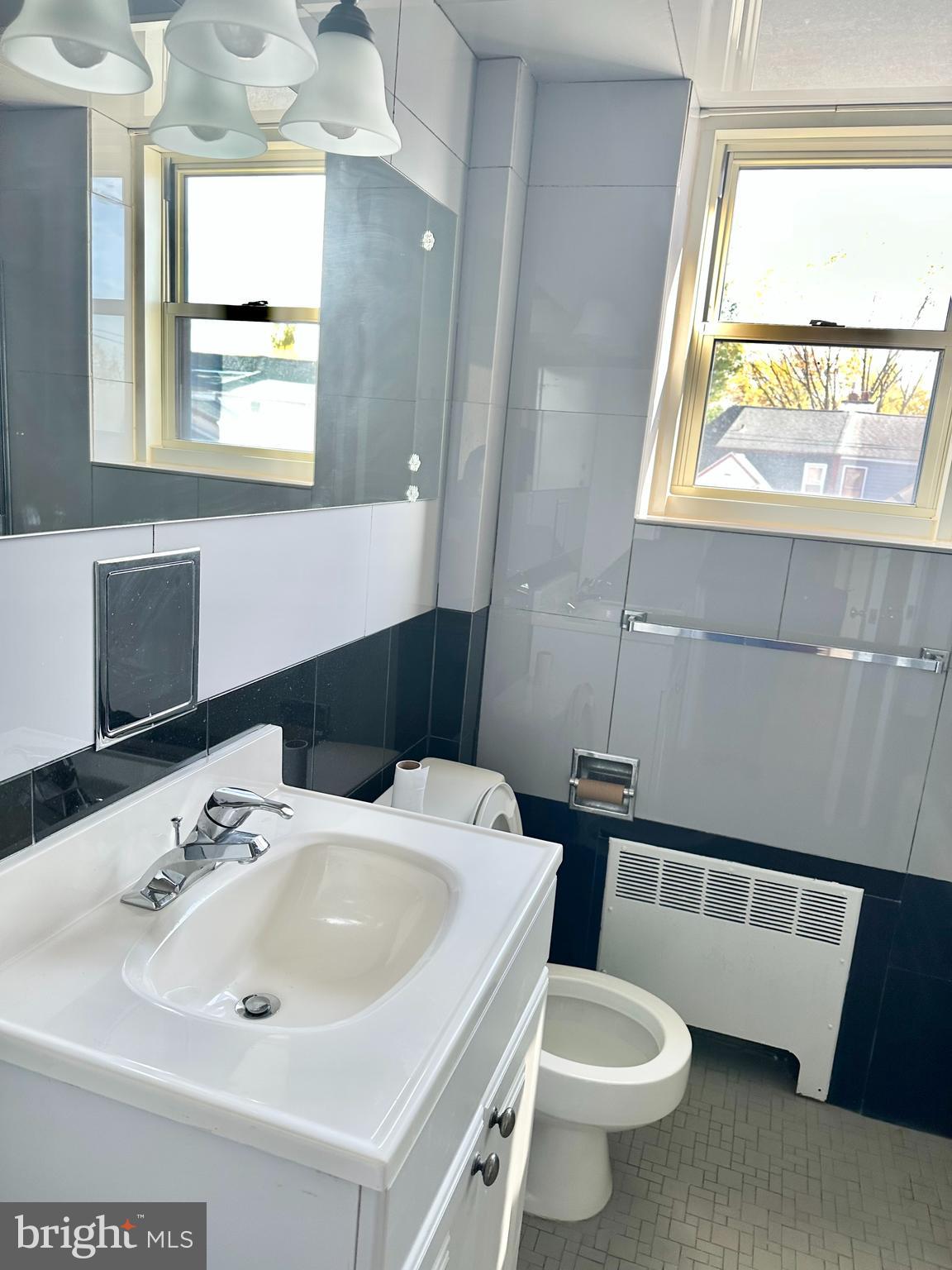 40 Old Lancaster Road, Unit 205 Merion Station, PA 19066 - Photo 22 of 39 Hall Bath with w/d & tub