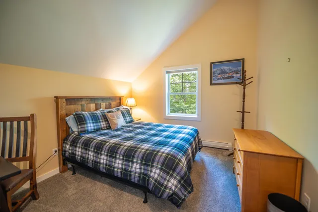 $2,100,000 | 121 Fannie Hill Drive, Wilmington, VT 05363