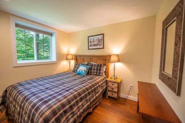 $2,100,000 | 121 Fannie Hill Drive, Wilmington, VT 05363