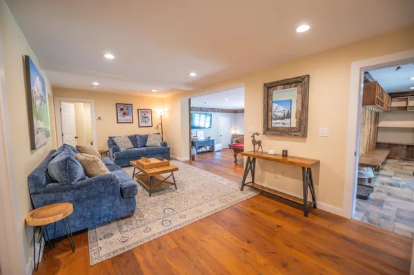 $2,100,000 | 121 Fannie Hill Drive, Wilmington, VT 05363