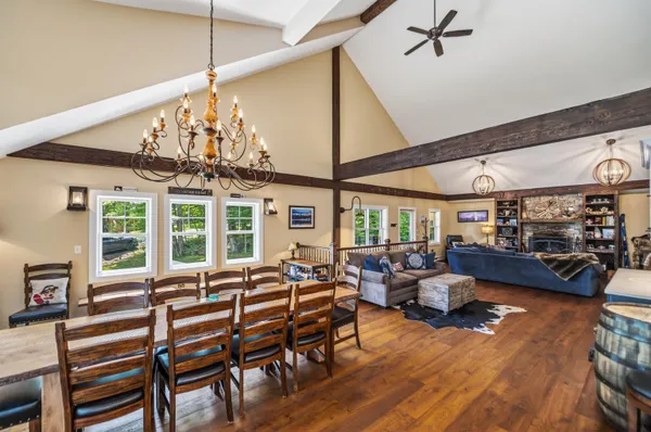 $2,100,000 | 121 Fannie Hill Drive, Wilmington, VT 05363