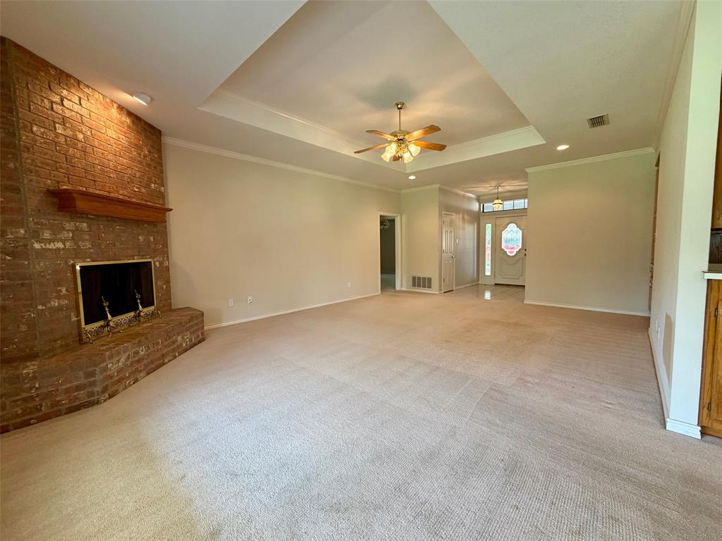 9110 Ravenswood Road Granbury, TX 76049 - Photo 11 of 40