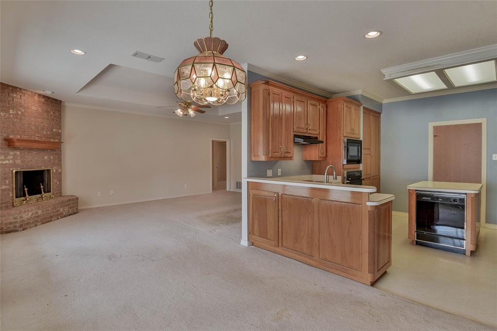 9110 Ravenswood Road Granbury, TX 76049 - Photo 12 of 40 Breakfast nook open to kitchen and living room