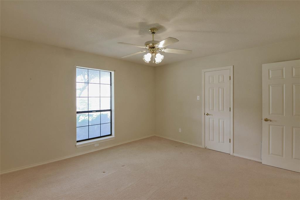 9110 Ravenswood Road Granbury, TX 76049 - Photo 25 of 40