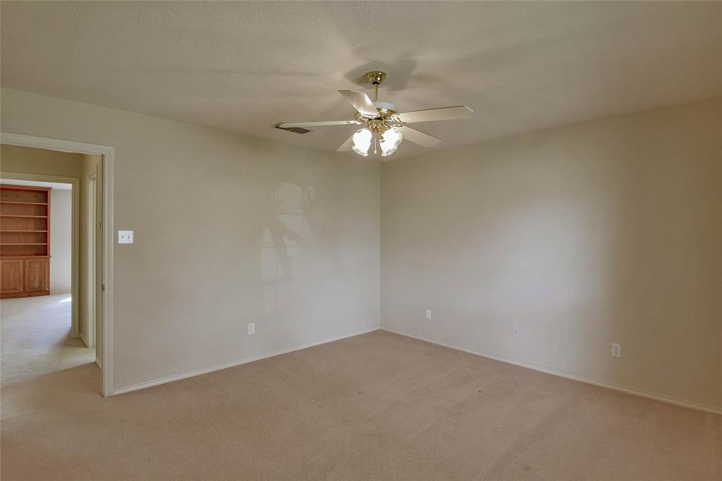 9110 Ravenswood Road Granbury, TX 76049 - Photo 26 of 40