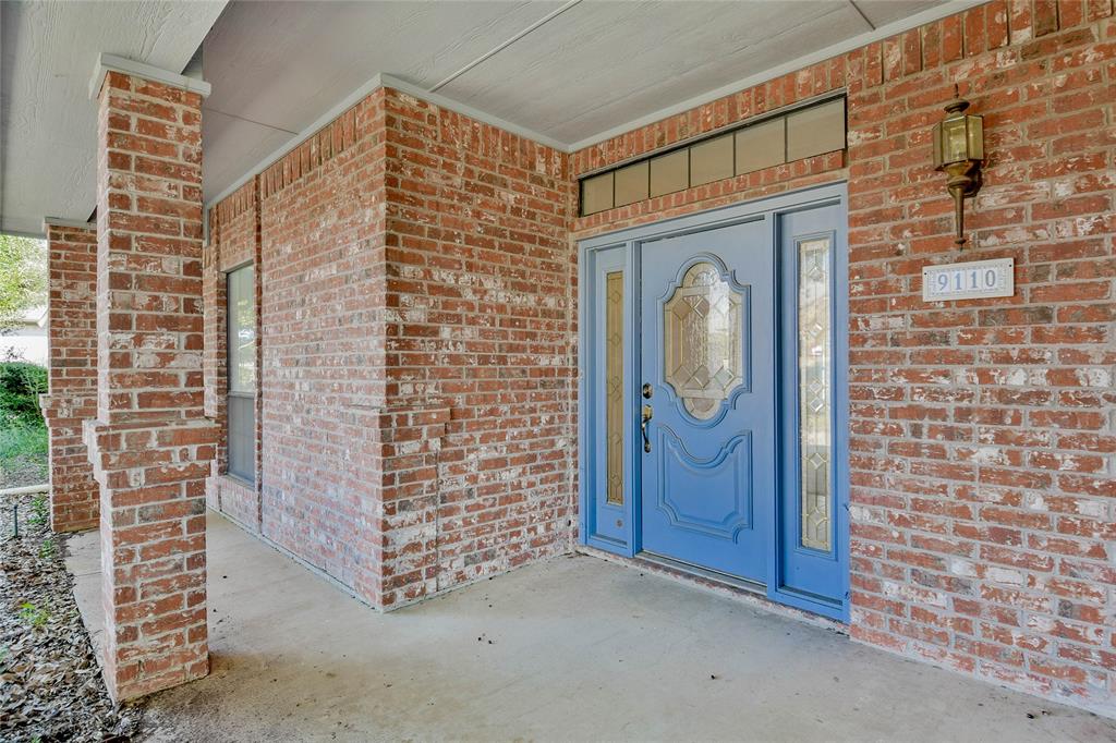9110 Ravenswood Road Granbury, TX 76049 - Photo 6 of 40