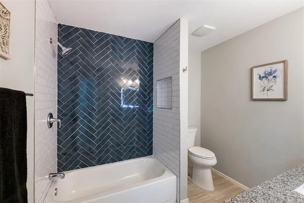 $300,000 | 1721 South Timber Court, Benbrook, TX 76126