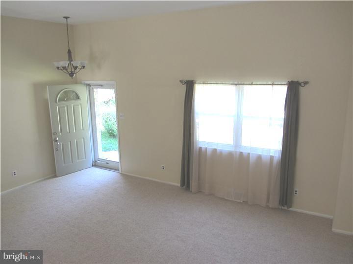 5223 Bay Road Bensalem, PA 19020 - Photo 2 of 20 Living Room