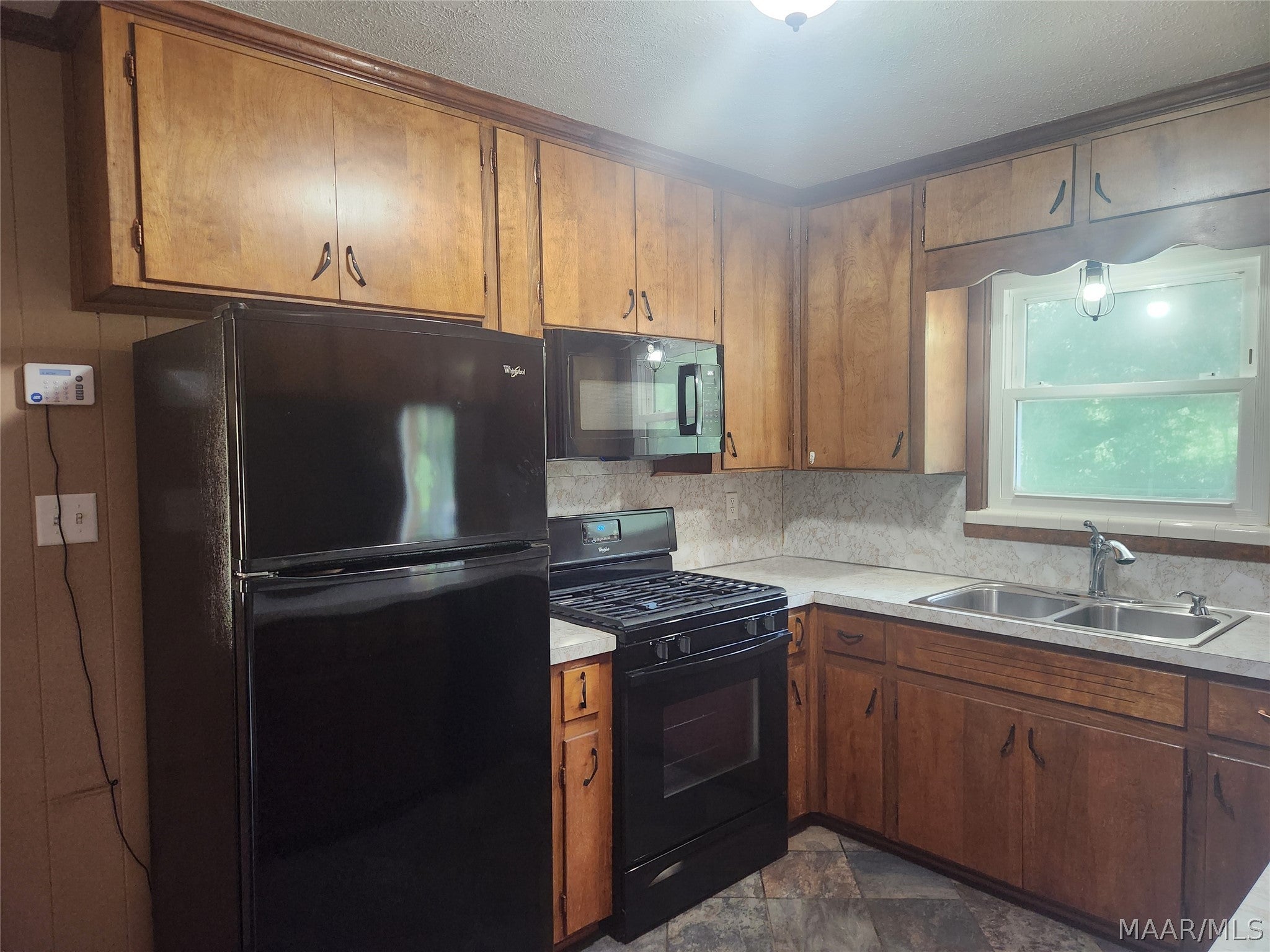 1203 Oates Road Prattville, AL 36066 - Photo 11 of 49 Gallery Image 11