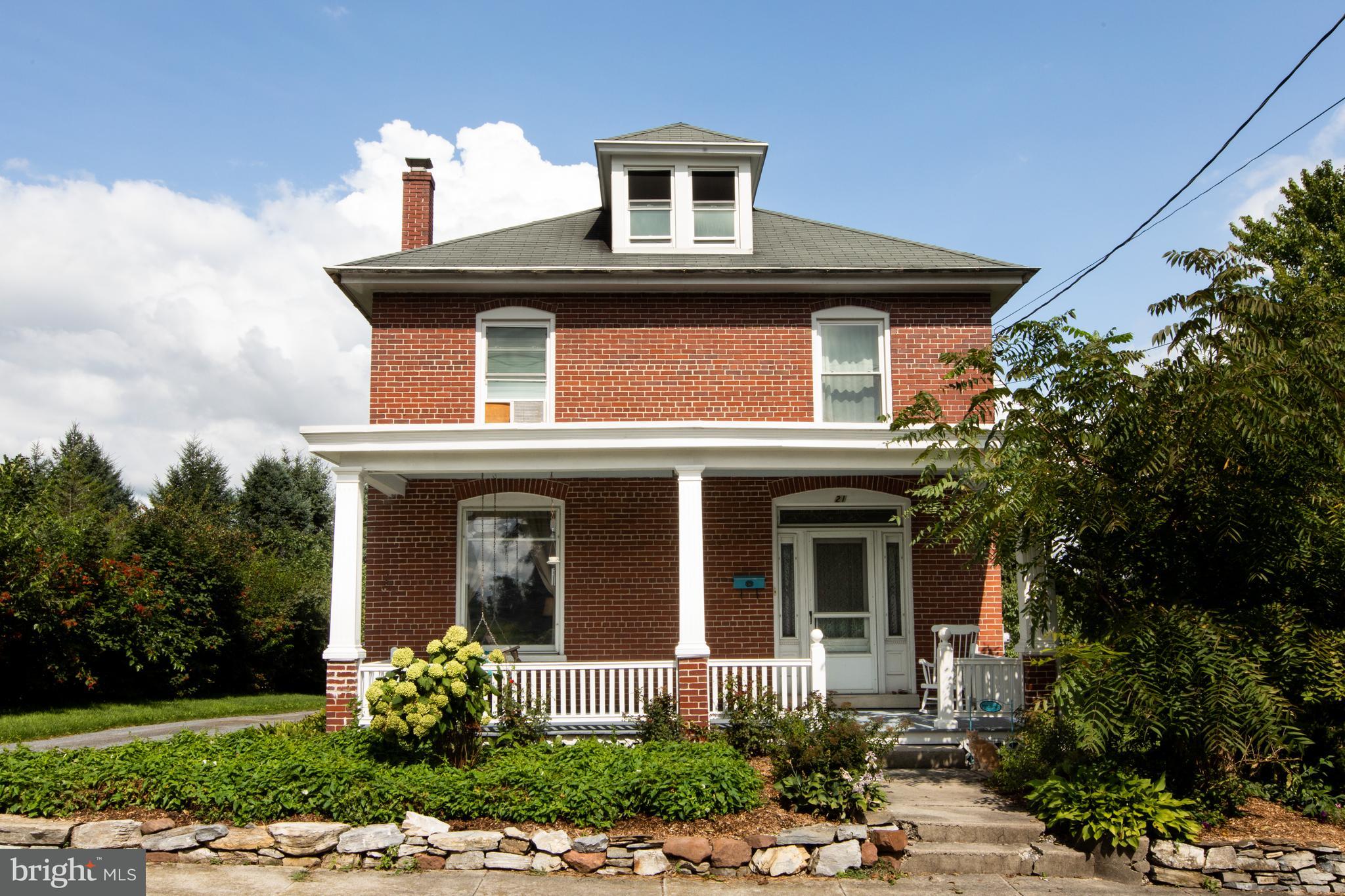 21 Church Street Lititz, PA 17543 - Photo 1 of 28 Gallery Image 1