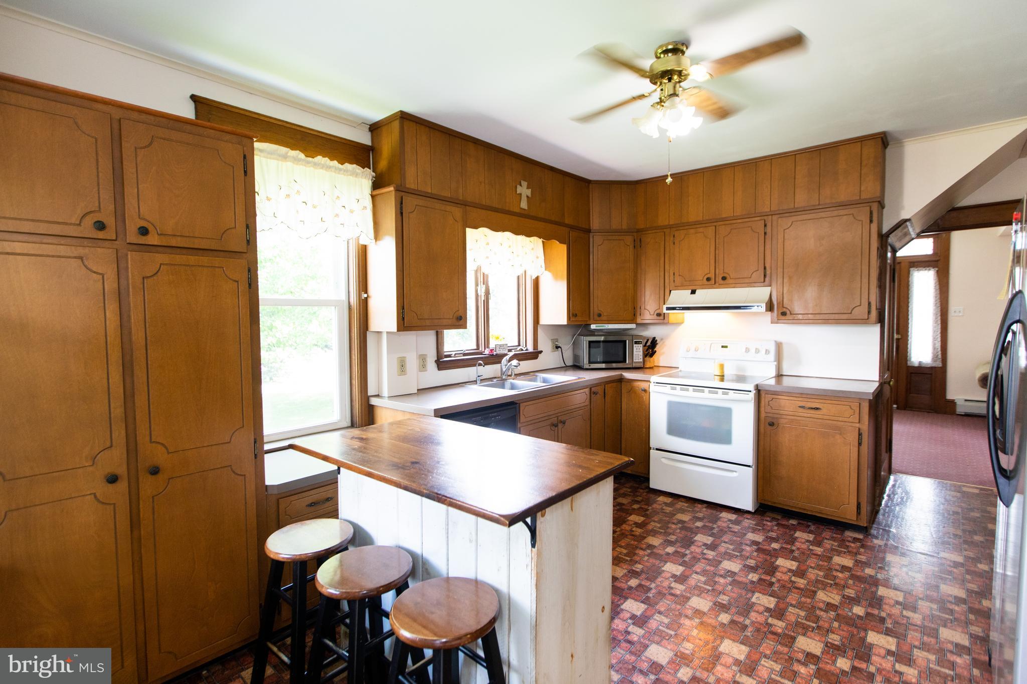 21 Church Street Lititz, PA 17543 - Photo 3 of 28 Gallery Image 3