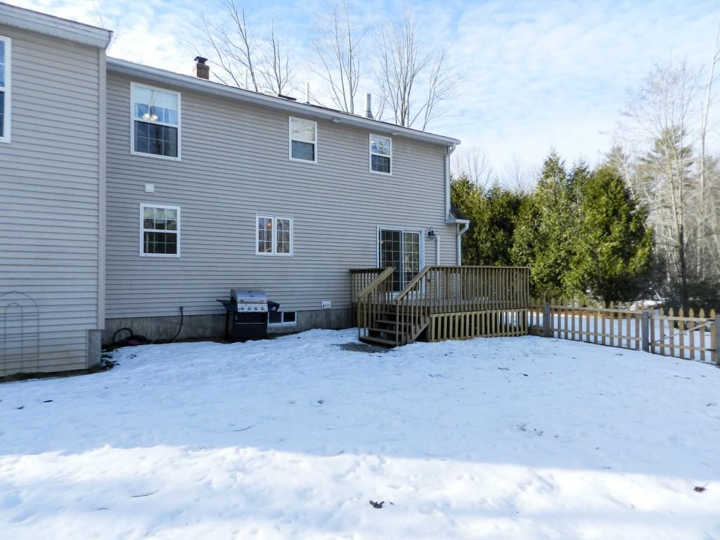 21 Sea Road Kennebunk, ME 04043 - Photo 23 of 31 Exterior shot of the back of the home.