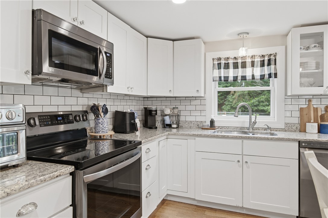 1070 Tarkiln Road Burrillville, RI 02830 - Photo 9 of 43