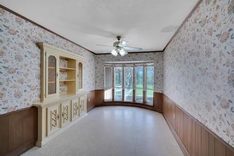 $400,000 | 1105 Greenbriar Lane, Arlington, TX 76013