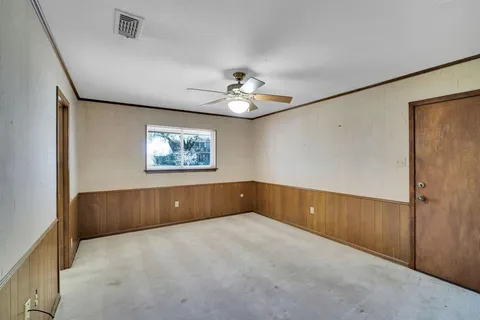 $400,000 | 1105 Greenbriar Lane, Arlington, TX 76013