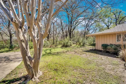 $400,000 | 1105 Greenbriar Lane, Arlington, TX 76013