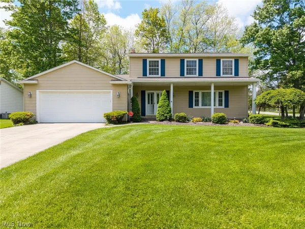 $410,000 | 8152 Twin Oaks Drive, Broadview Heights, OH 44147
