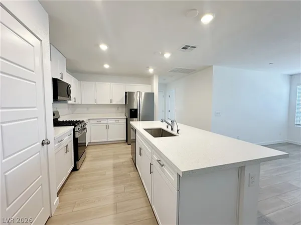 $1,840 | 4241 Vivenda Street, Unit 1, Las Vegas, NV 89115