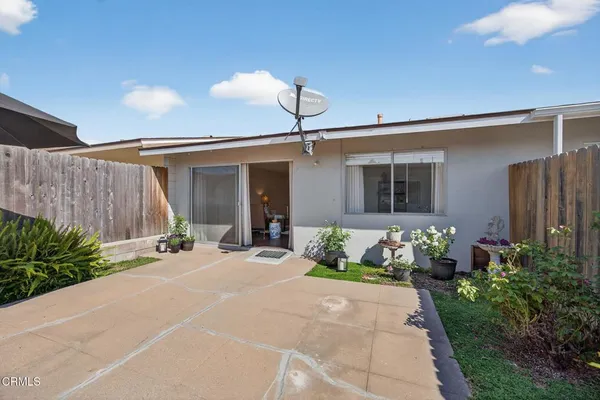$445,000 | 20 West Fiesta Green, Port Hueneme, CA 93041