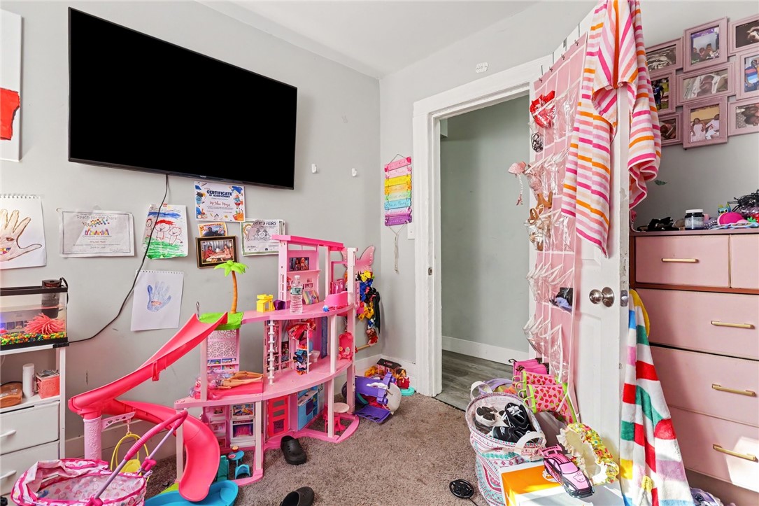 381 Grand Avenue Rochester, NY 14609 - Photo 11 of 15 Gallery Image 11