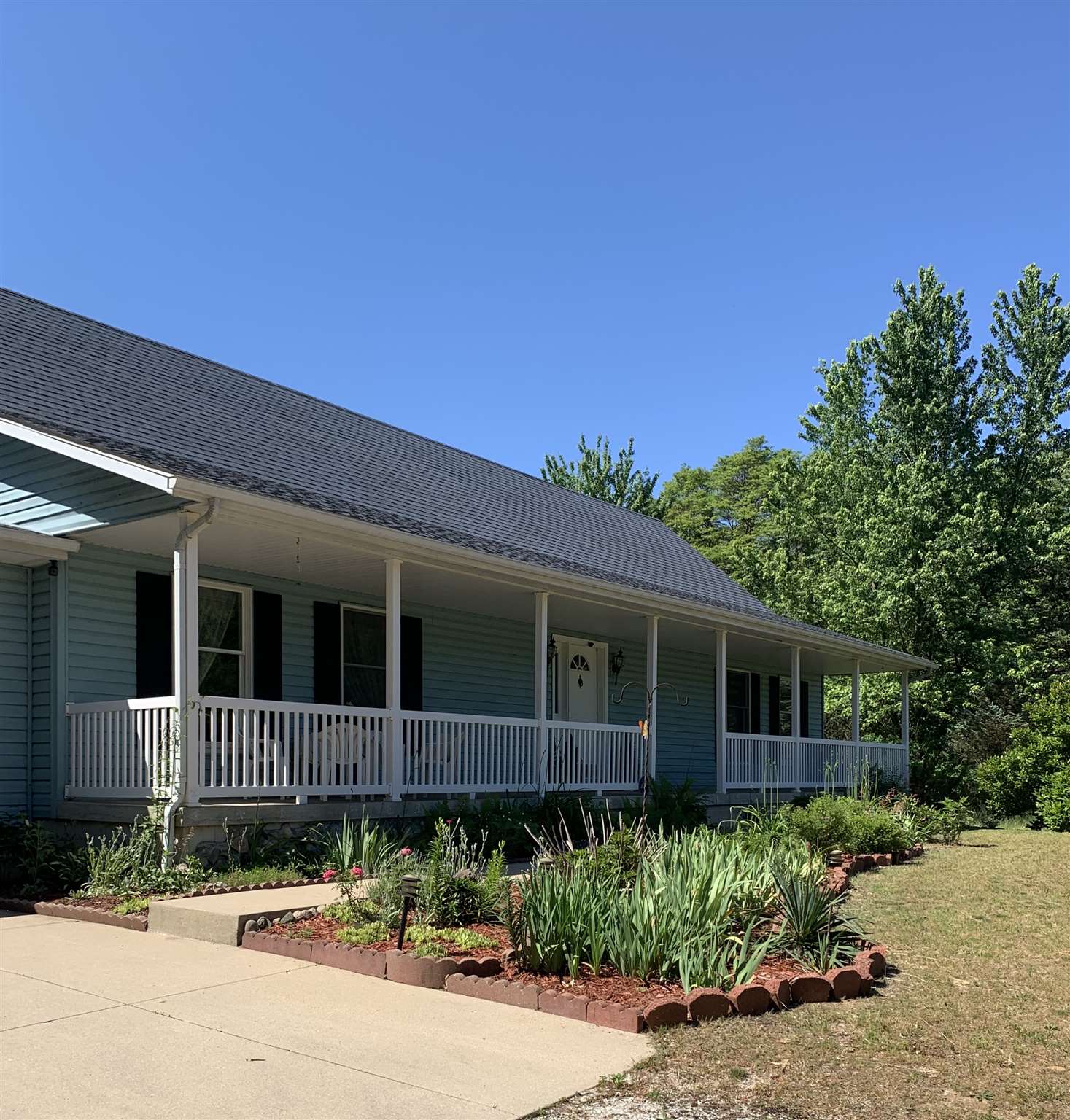 20757 7th Road Plymouth, IN 46563 - Photo 3 of 36