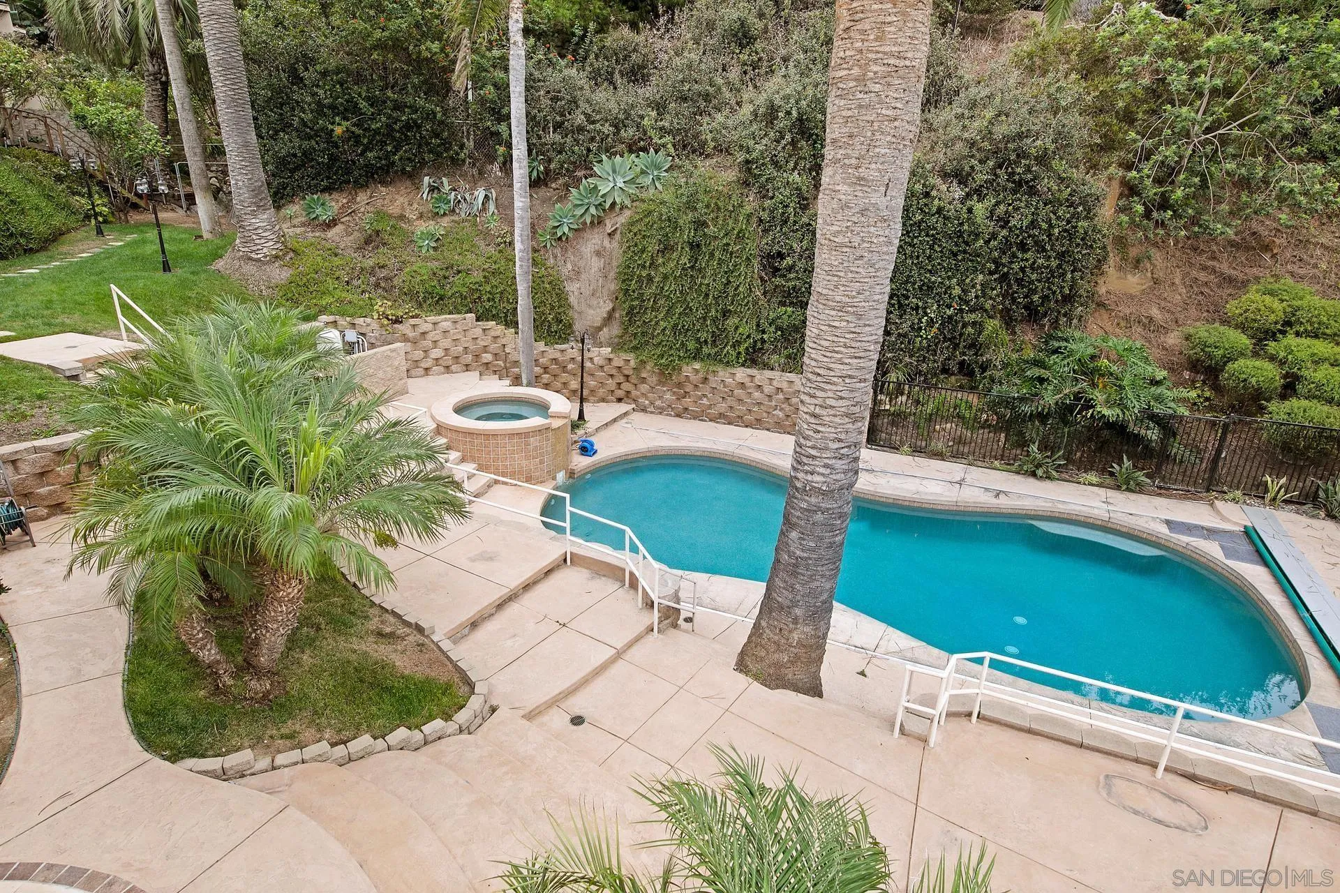1735 Seaview Avenue Del Mar, CA 92014 - Photo 46 of 51 a backyard of a house with outdoor seating