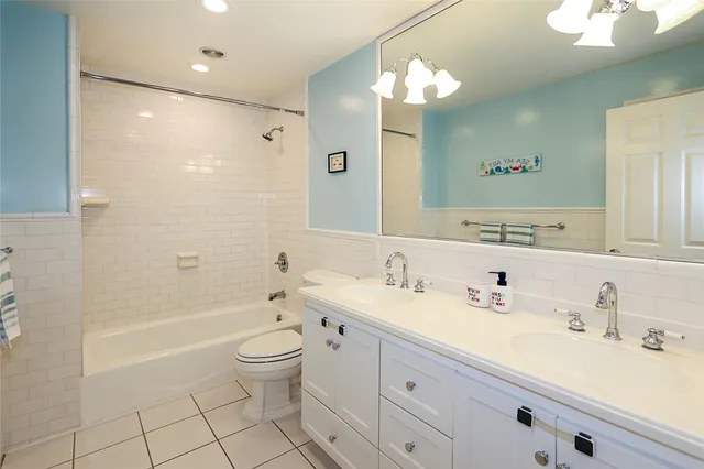 $1,588,000 | 112 Ursula Drive, Roslyn, NY 11576