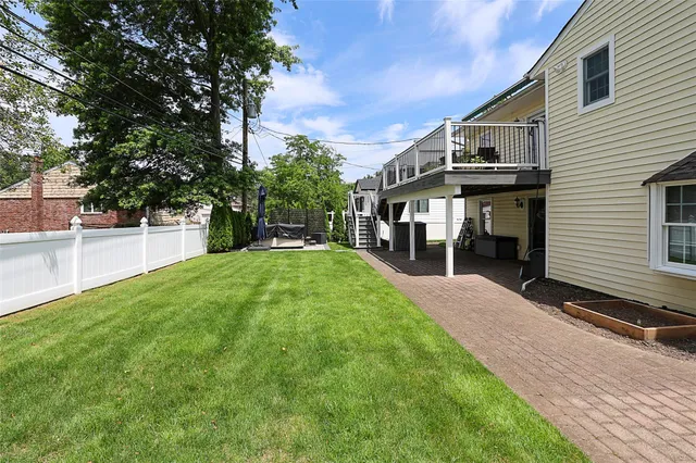 $1,588,000 | 112 Ursula Drive, Roslyn, NY 11576