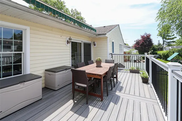 $1,588,000 | 112 Ursula Drive, Roslyn, NY 11576