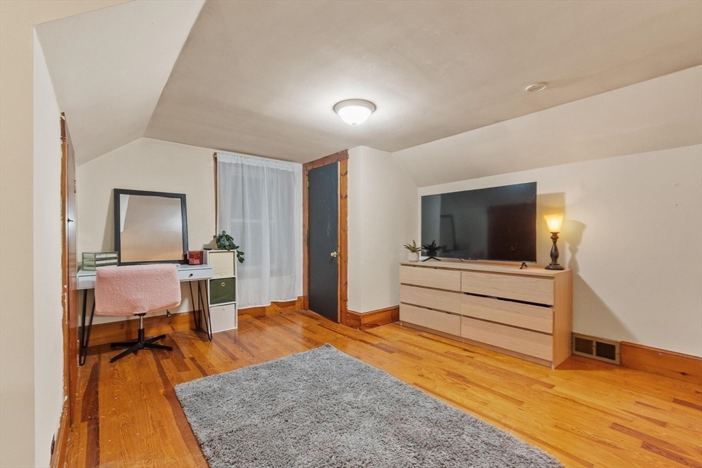 361 Mulpus Road Lunenburg, MA 01462 - Photo 25 of 42