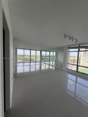 $3,550 | 5750 Collins Avenue, Unit 10F, Miami Beach, FL 33140