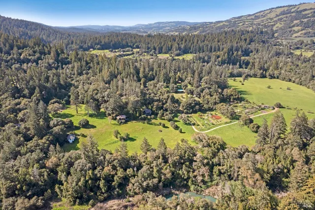 $9,950,000 | 18501 Van Zandt Resort Road, Philo, CA 95466