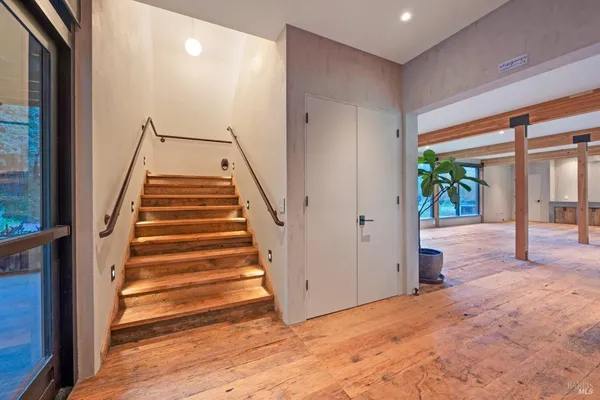 $9,950,000 | 18501 Van Zandt Resort Road, Philo, CA 95466