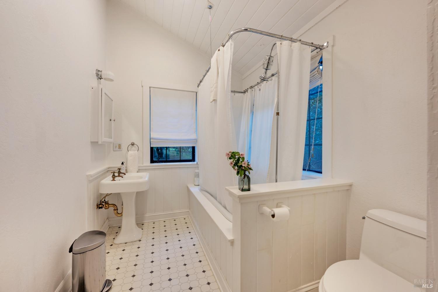 18501 Van Zandt Resort Road Philo, CA 95466 - Photo 41 of 98