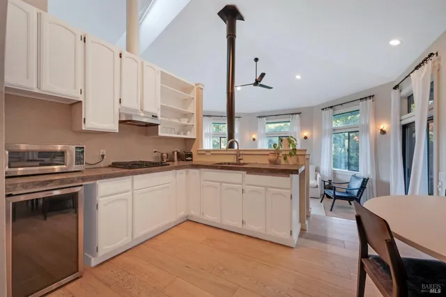 $9,950,000 | 18501 Van Zandt Resort Road, Philo, CA 95466