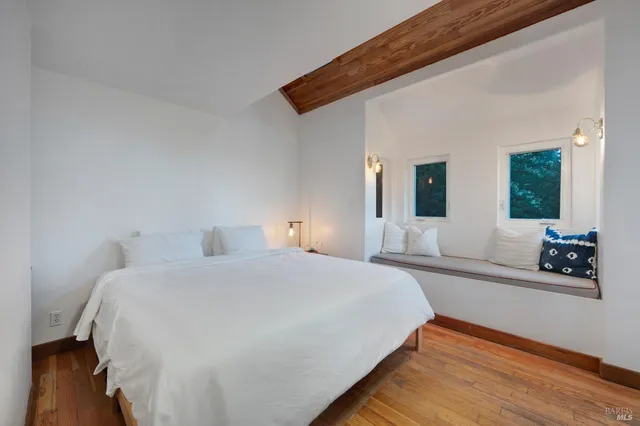 $9,950,000 | 18501 Van Zandt Resort Road, Philo, CA 95466