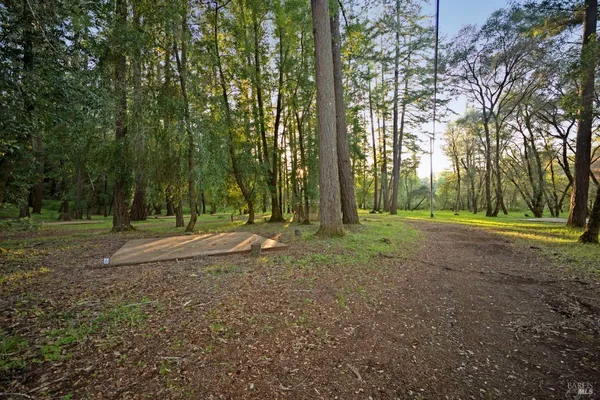 $9,950,000 | 18501 Van Zandt Resort Road, Philo, CA 95466