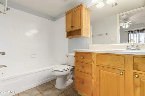 $1,985 | 3434 West Danbury Drive, Unit A114, Phoenix, AZ 85053