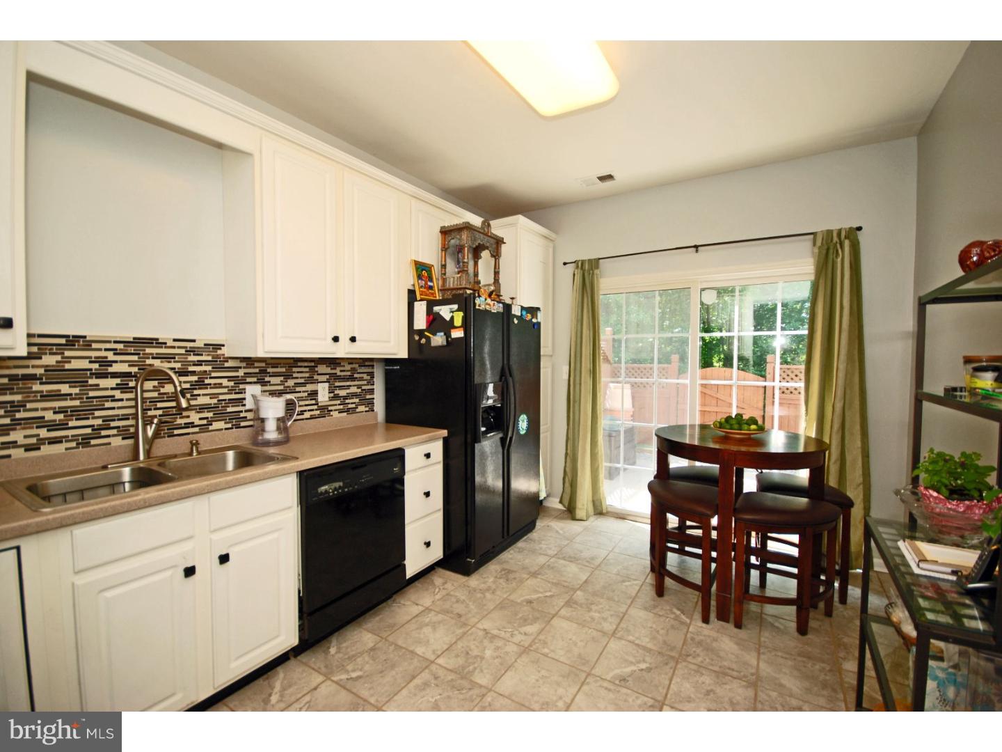 123 Warwick Road Princeton Junction, NJ 08550 - Photo 2 of 23