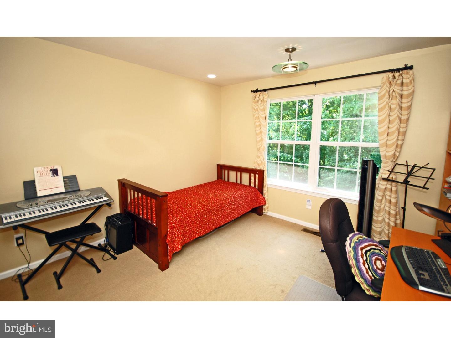 123 Warwick Road Princeton Junction, NJ 08550 - Photo 18 of 23