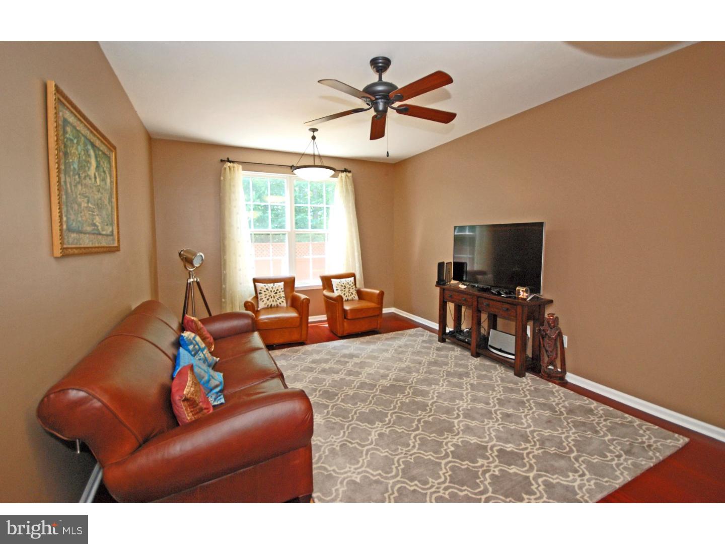 123 Warwick Road Princeton Junction, NJ 08550 - Photo 3 of 23