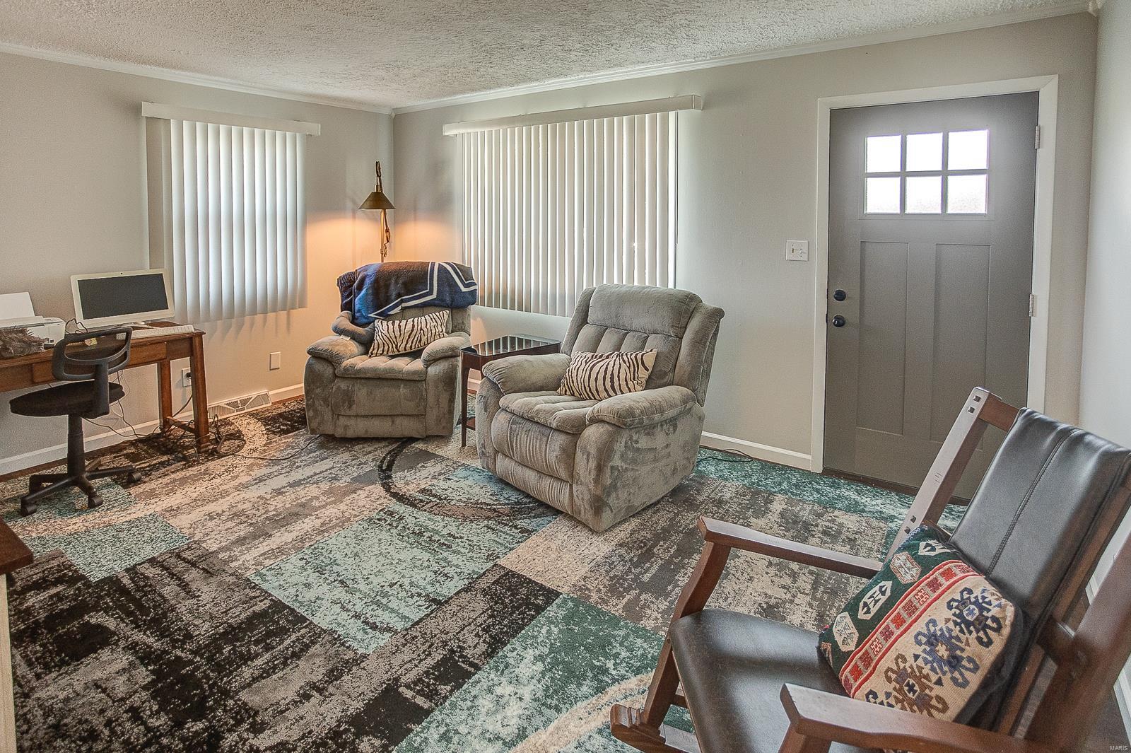 2713 Vulliet Road Highland, IL 62249 - Photo 2 of 15