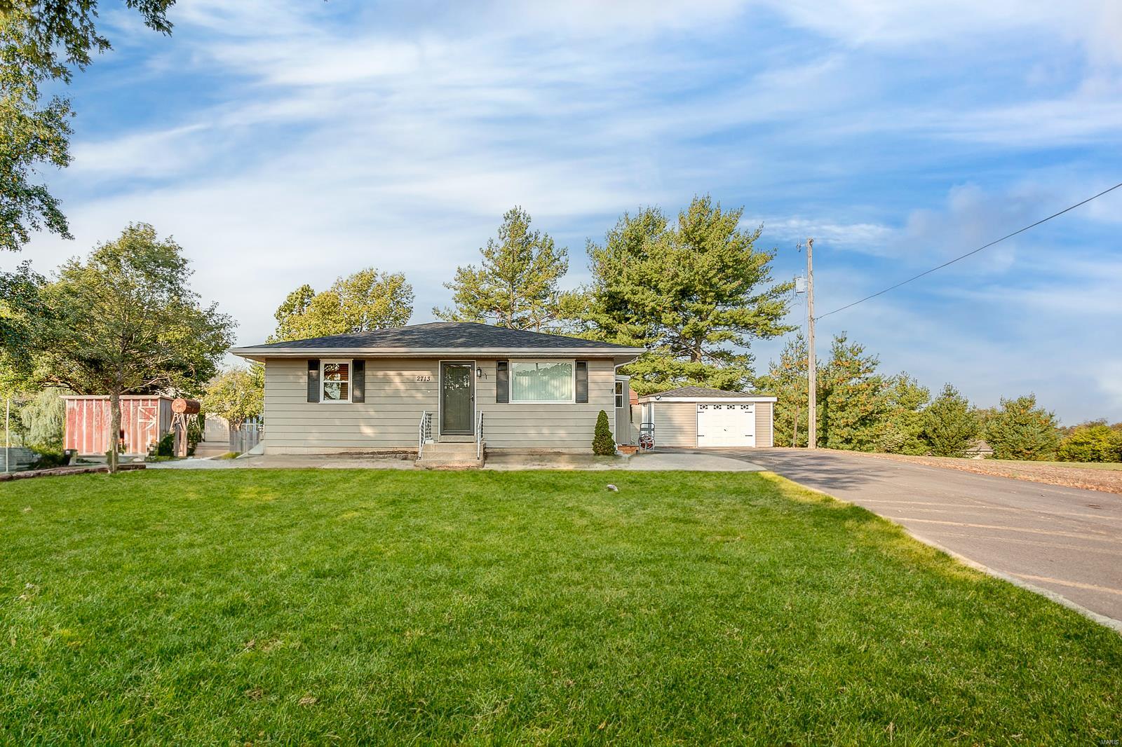 2713 Vulliet Road Highland, IL 62249 - Photo 7 of 15