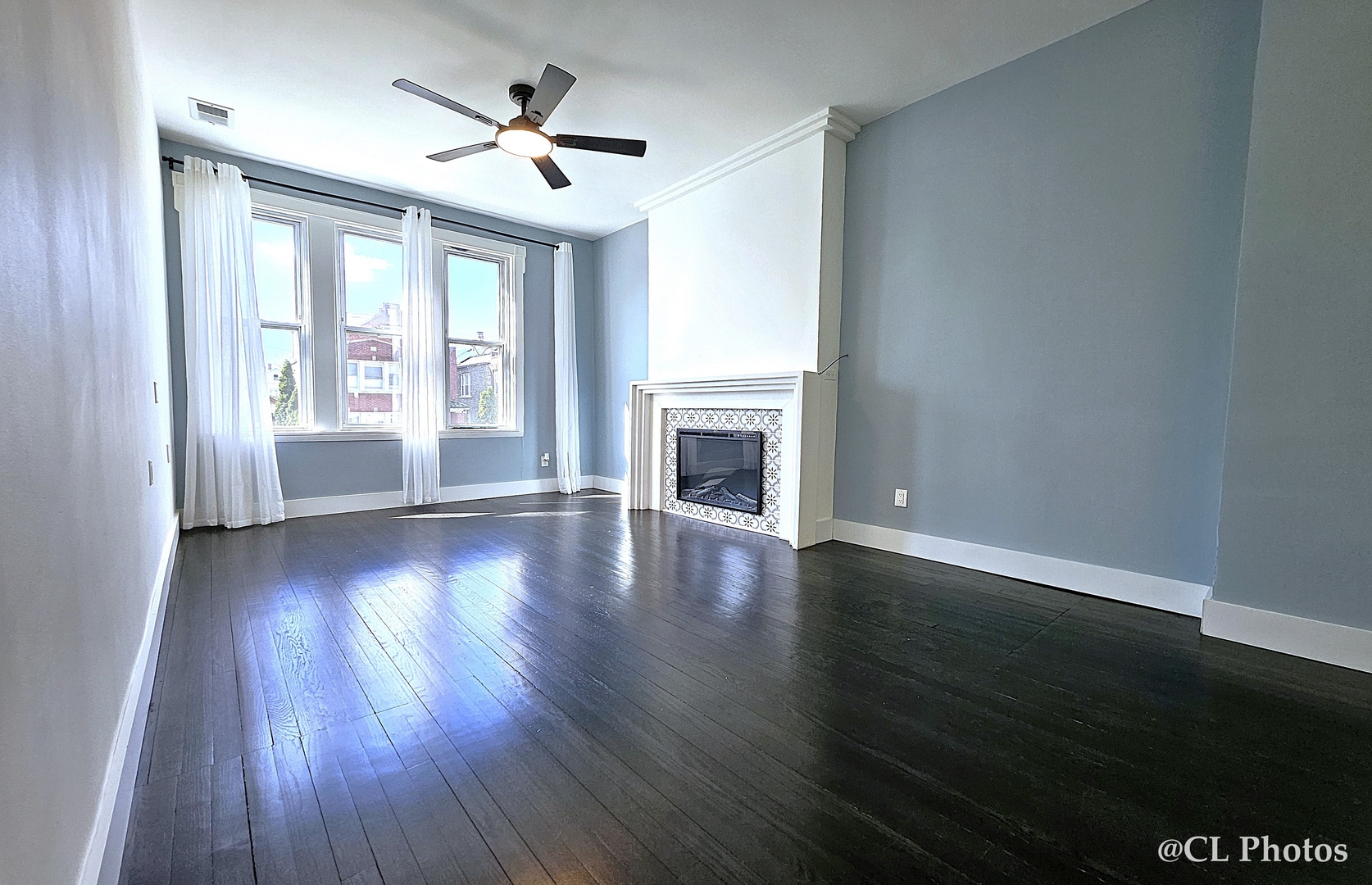 2924 West 38th Place, Unit 2 Chicago, IL 60632 - Photo 3 of 21