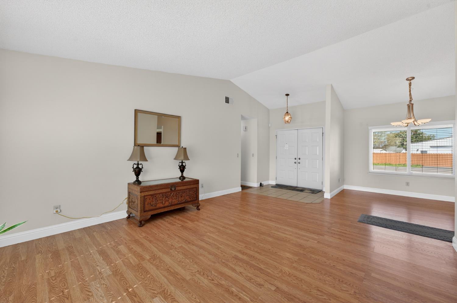 7640 Ranch River Drive Elverta, CA 95626 - Photo 11 of 48