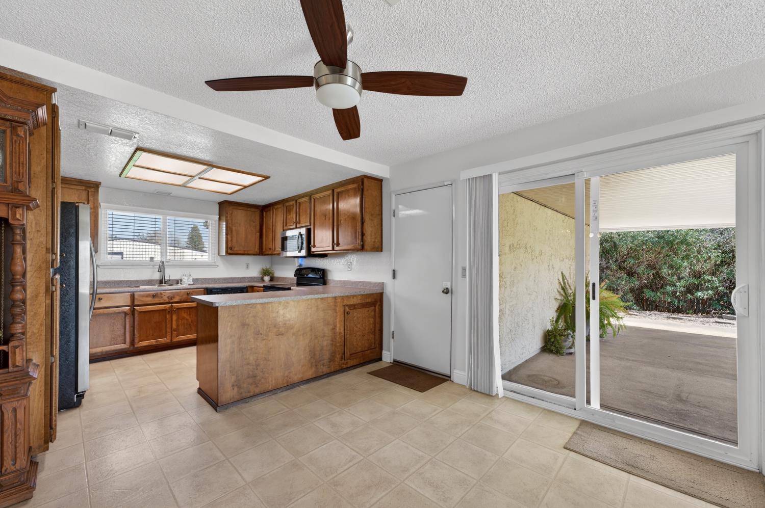 7640 Ranch River Drive Elverta, CA 95626 - Photo 19 of 48