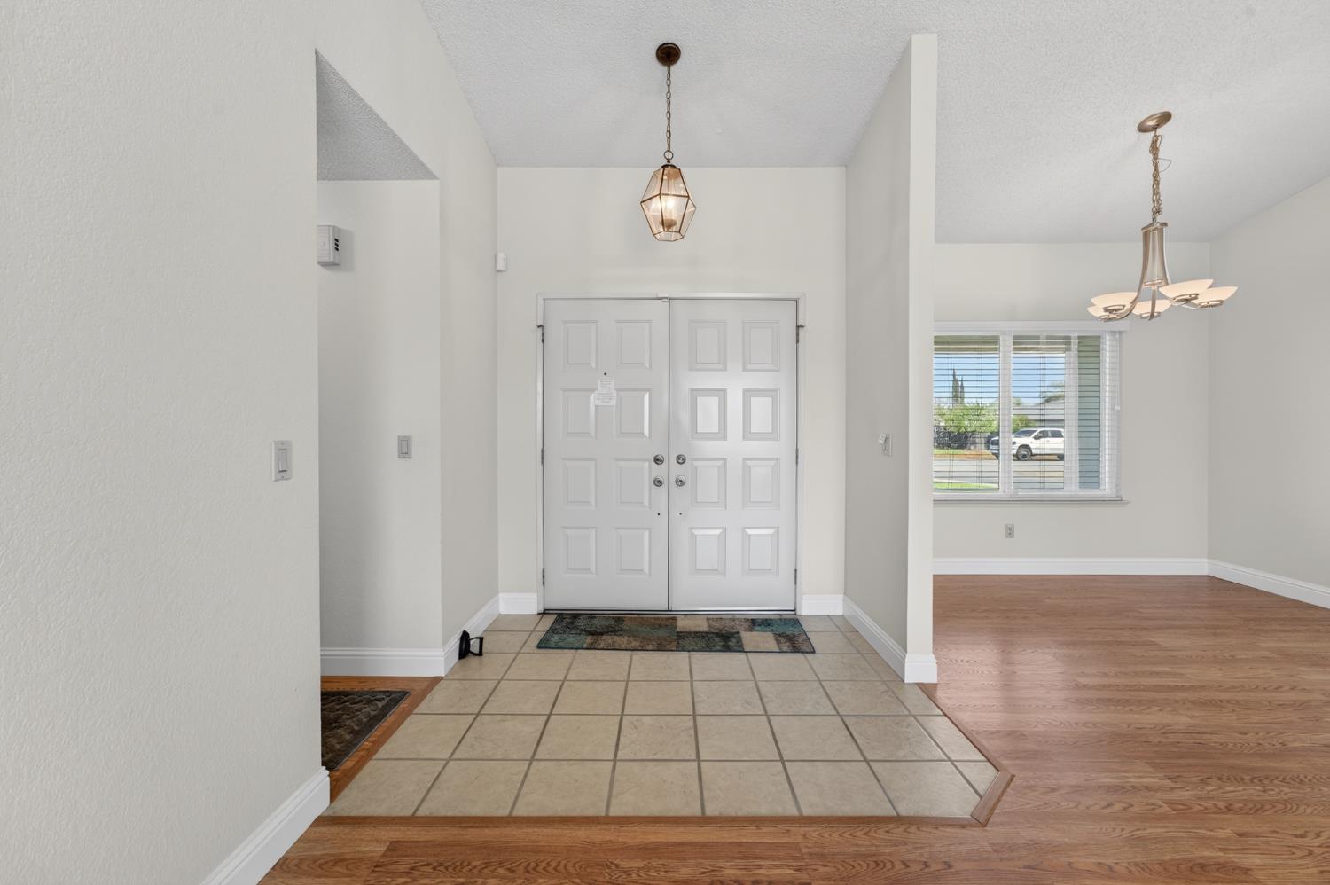 7640 Ranch River Drive Elverta, CA 95626 - Photo 8 of 48